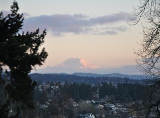 8933 NE 118th Pl, Kirkland, WA 98034