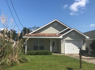 8434 Jarmen Ln, Pensacola, FL 32534