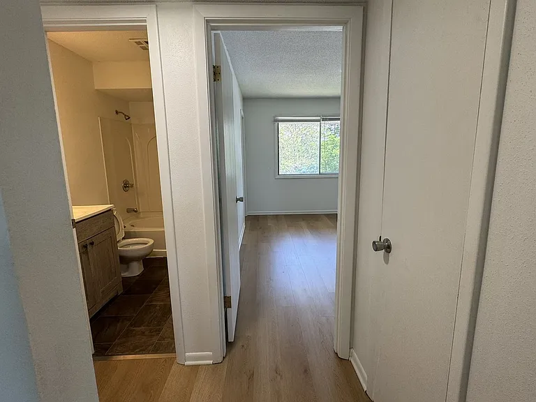 1007 Parkway Dr #1009 — Photo 11