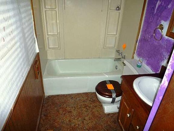 5th image of 2302 N Herod Ct
