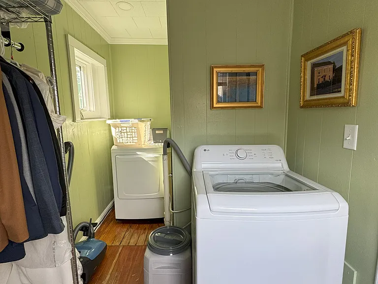 29 Ocean Ave #2 — Photo 6