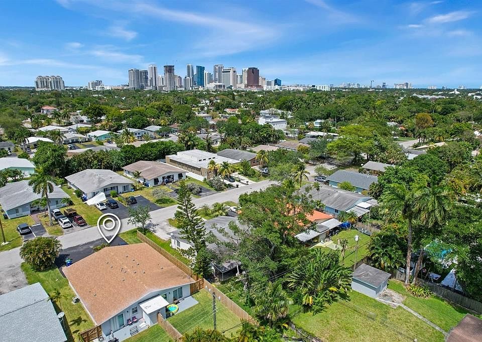 1st image of 838 SW 14th Street