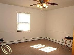 4th image of 29896 Windsor St