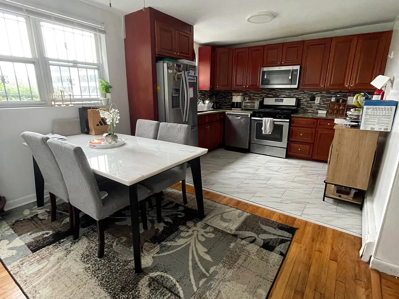 3 bed, 2.0 bath, $2,975 — Photo 3