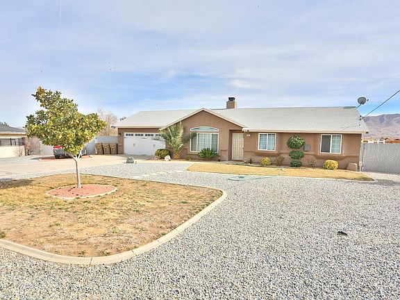 5th image of 9423 Tecate Ave