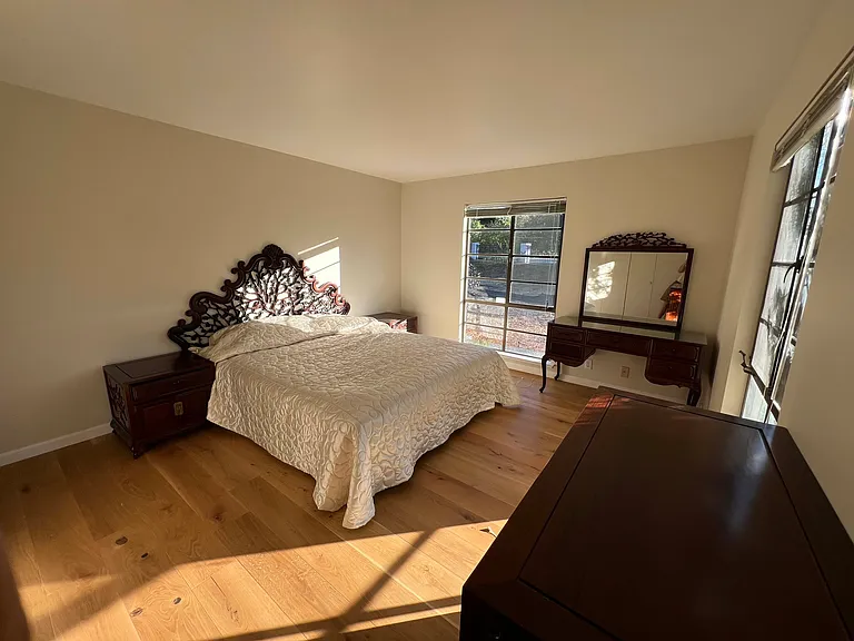 Jacaranda Cir — Photo 23