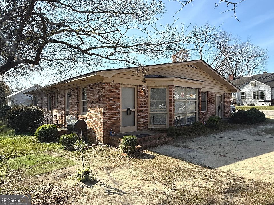 1st image of 315 W Church St