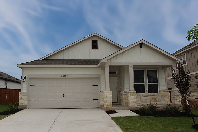1st image of 2407 Ekvall Dr