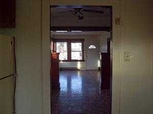 kitchen view to main rm