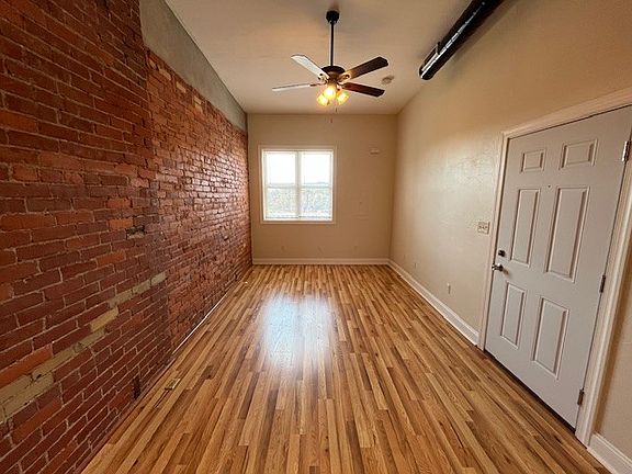 2nd image of 4024 Liberty Ave #6