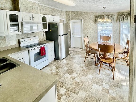 5th image of 19621 N Tamiami Trl Lot 47
