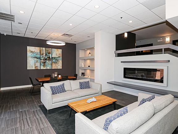3rd image of 465 W Dominion Dr Unit 205