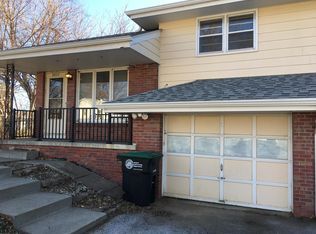 5211 P St, Omaha, NE 68117