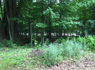 Outlet Rd, Harveys Lake, PA 18618