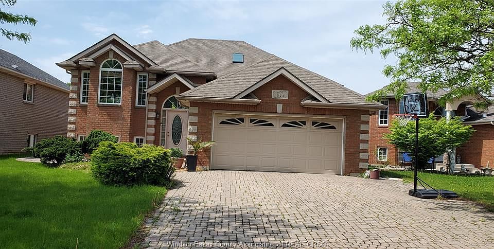 1st image of 971 Grantham Ct