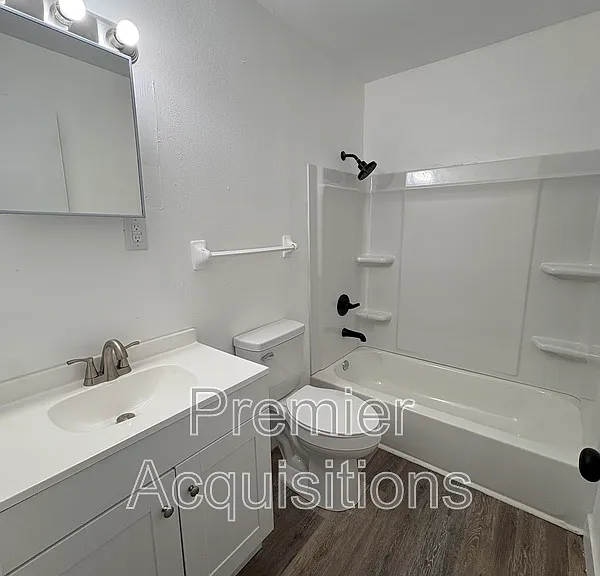 1101 S 74th St #13 — Photo 7