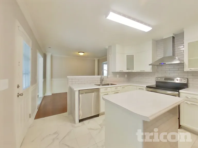 636 Sadler Glen Dr — Photo 6