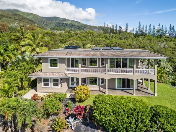 2284 Kamaile St, Wailuku, HI 96793