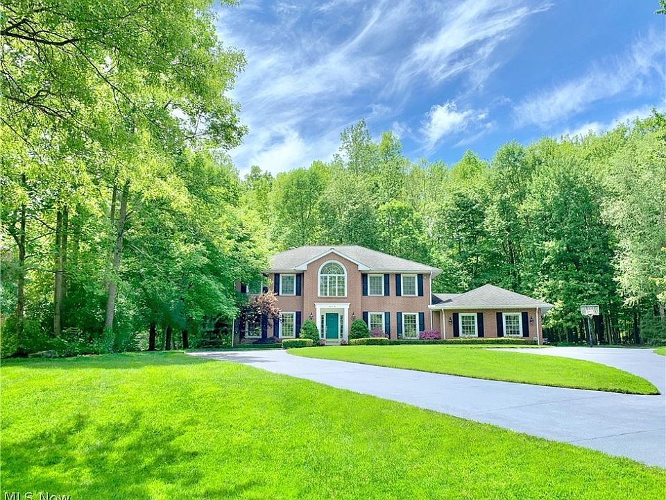 1st image of 874 Hardwood Ct