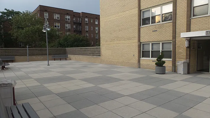 Sold by Metro Garden Realty NYC | media 24