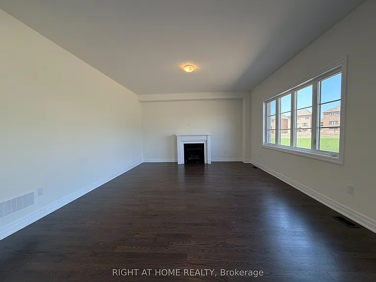 2127 Binbrook Dr — Photo 11
