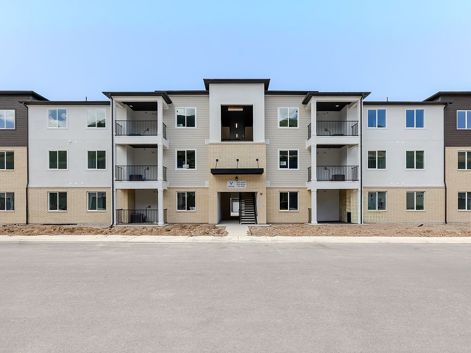 1st image of 4704 S Olive Ave #V202