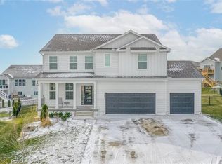 24971 W 143rd Ter, Olathe, KS 66061