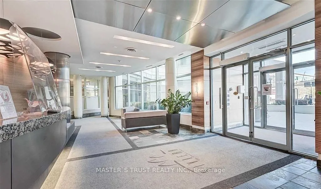 Building Photo - 230 Queens Quay W #1121
