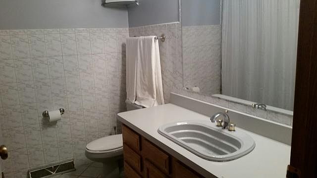 1st image of 700 Peoria St #A