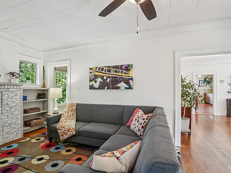 31A Oakwood St — Photo 11