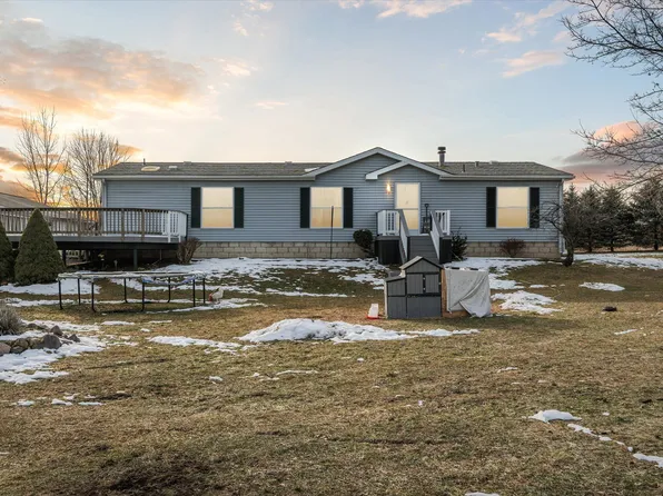 378 Indian Trl, Columbiaville, MI 48421