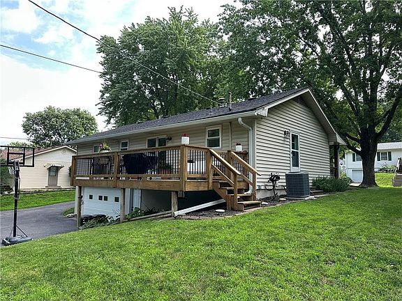 2nd image of 5606 Ripley St