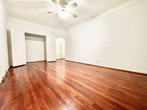 2nd image of 608 S Dunsmuir Ave APT 104