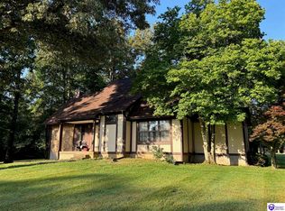 697 Saint Andrews Rd, Brandenburg, KY 40108