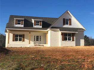 238 Summerlyn Dr, Mocksville, NC 27028