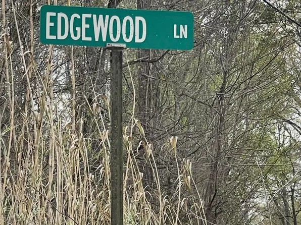 153 Edgewood Ln, Guntersville, AL 35976