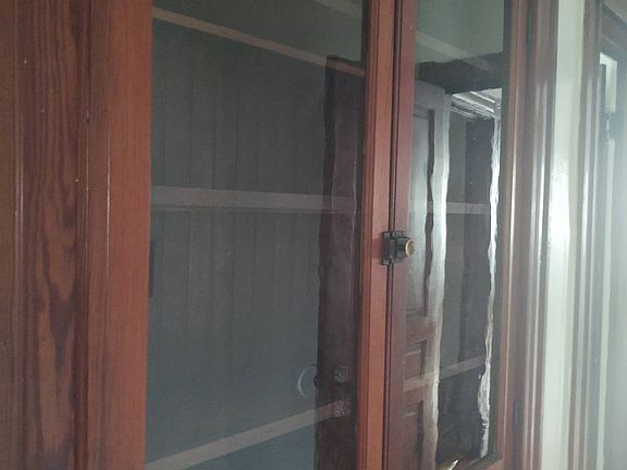 4th image of 839 N Damen Ave #1