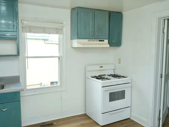 1020 Page St, Charlottesville, VA 22903