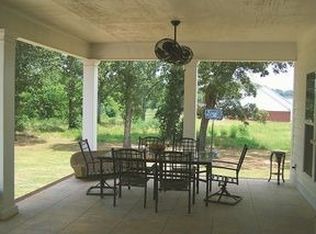 125 Grand Island Dr, Albany, GA 31707