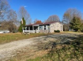 207 S Maple St, Pierceton, IN 46562