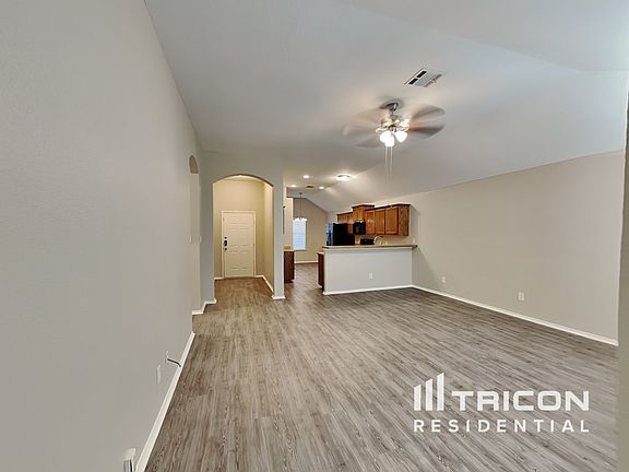 3rd image of 208 Country Meadows Blvd