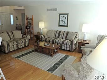 2nd image of 2355 Jamie Ct