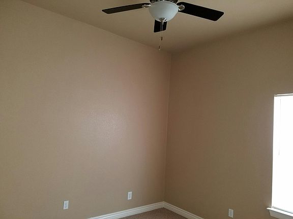5th image of 11756 Jim Webb Dr