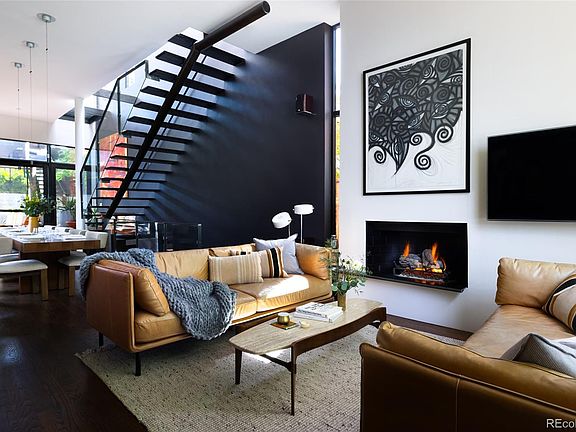 5th image of 2448 W 32nd Avenue