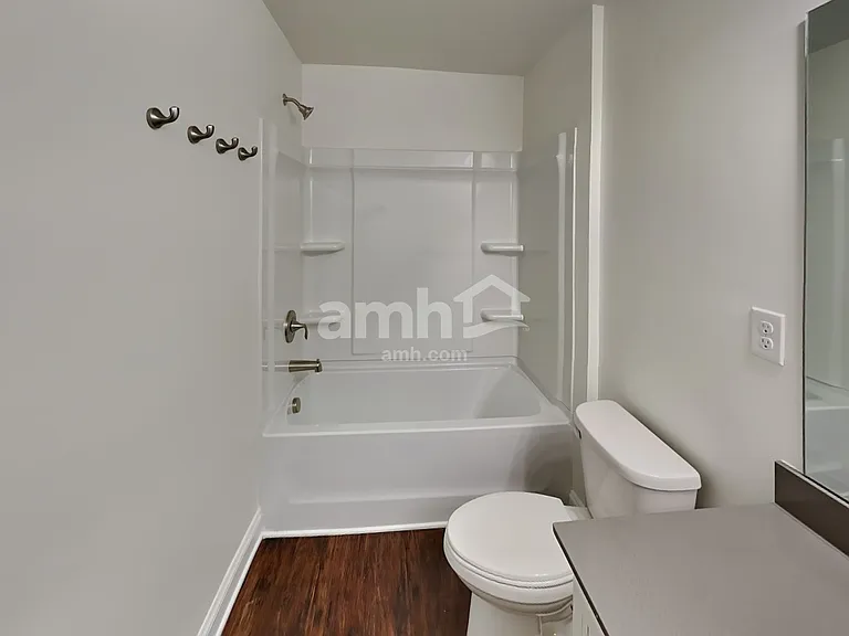 1009 Noah Ct — Photo 18