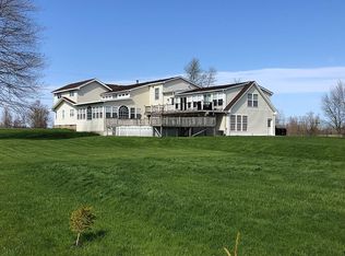 7910 Lincoln Avenue Ext, Lockport, NY 14094