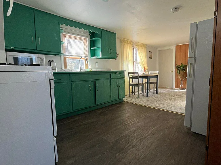 23761 N Cottage Rd #2 — Photo 7