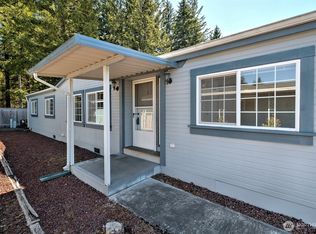 2 Blitzen Ln, Shelton, WA 98584