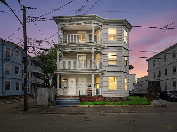 25 Somerset Pl, Brockton, MA 02301