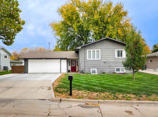 503 Opal Ln, Norfolk, NE 68701